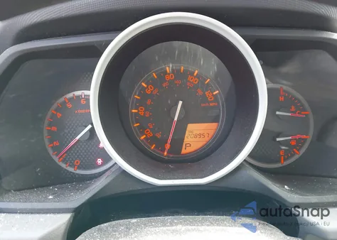 2013 Toyota 4Runner Sr5 z USA, uszkodzony, nr VIN JTEBU5JR0D5141498